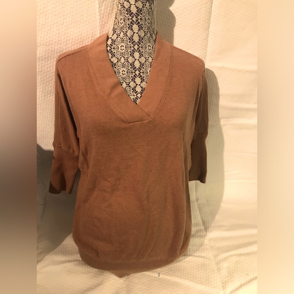 Maddy M Butterfly sleeve v-neck oversized soft sweater size M
